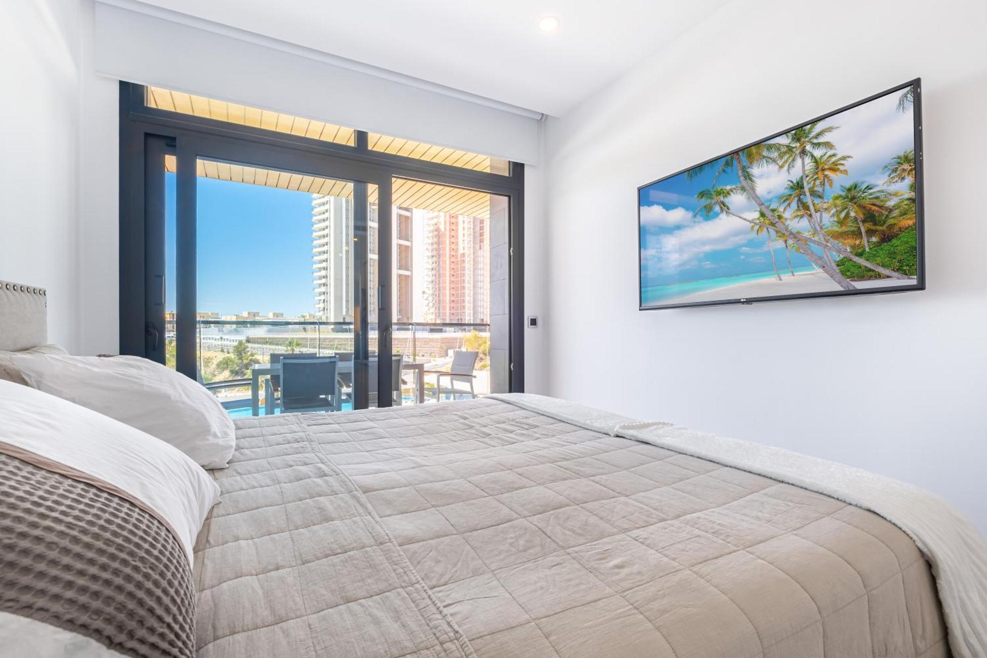 Sunset Waves Siesta Apartment Benidorm Bagian luar foto
