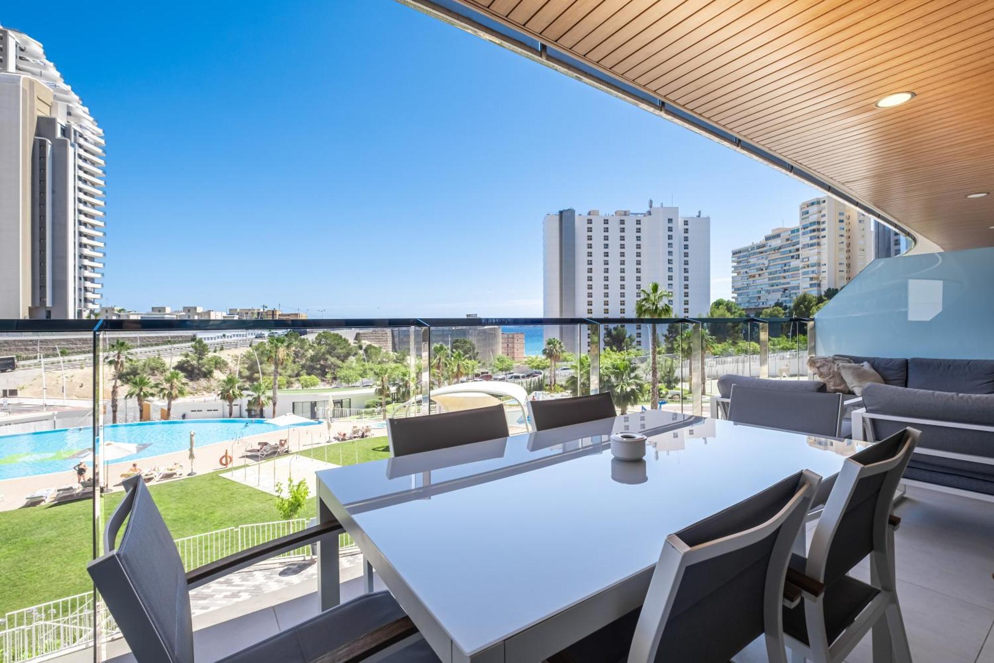 Sunset Waves Siesta Apartment Benidorm Bagian luar foto