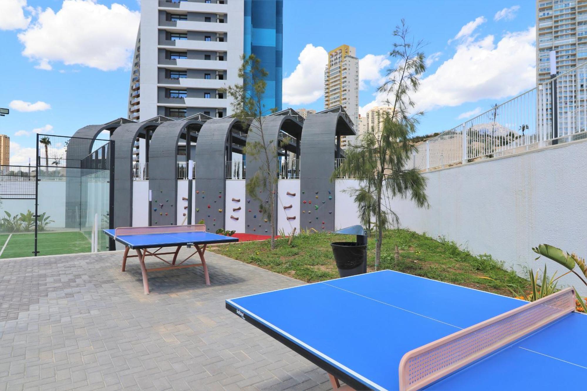 Sunset Waves Siesta Apartment Benidorm Bagian luar foto