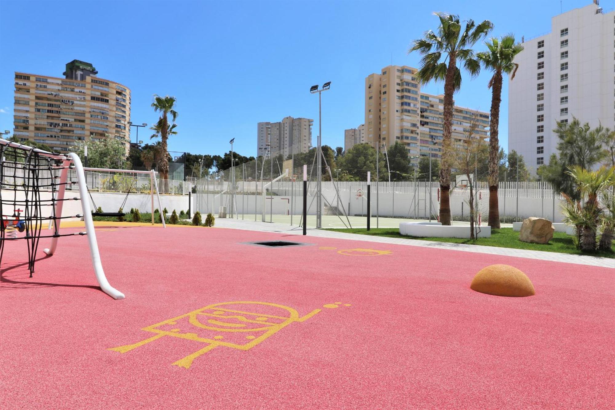 Sunset Waves Siesta Apartment Benidorm Bagian luar foto