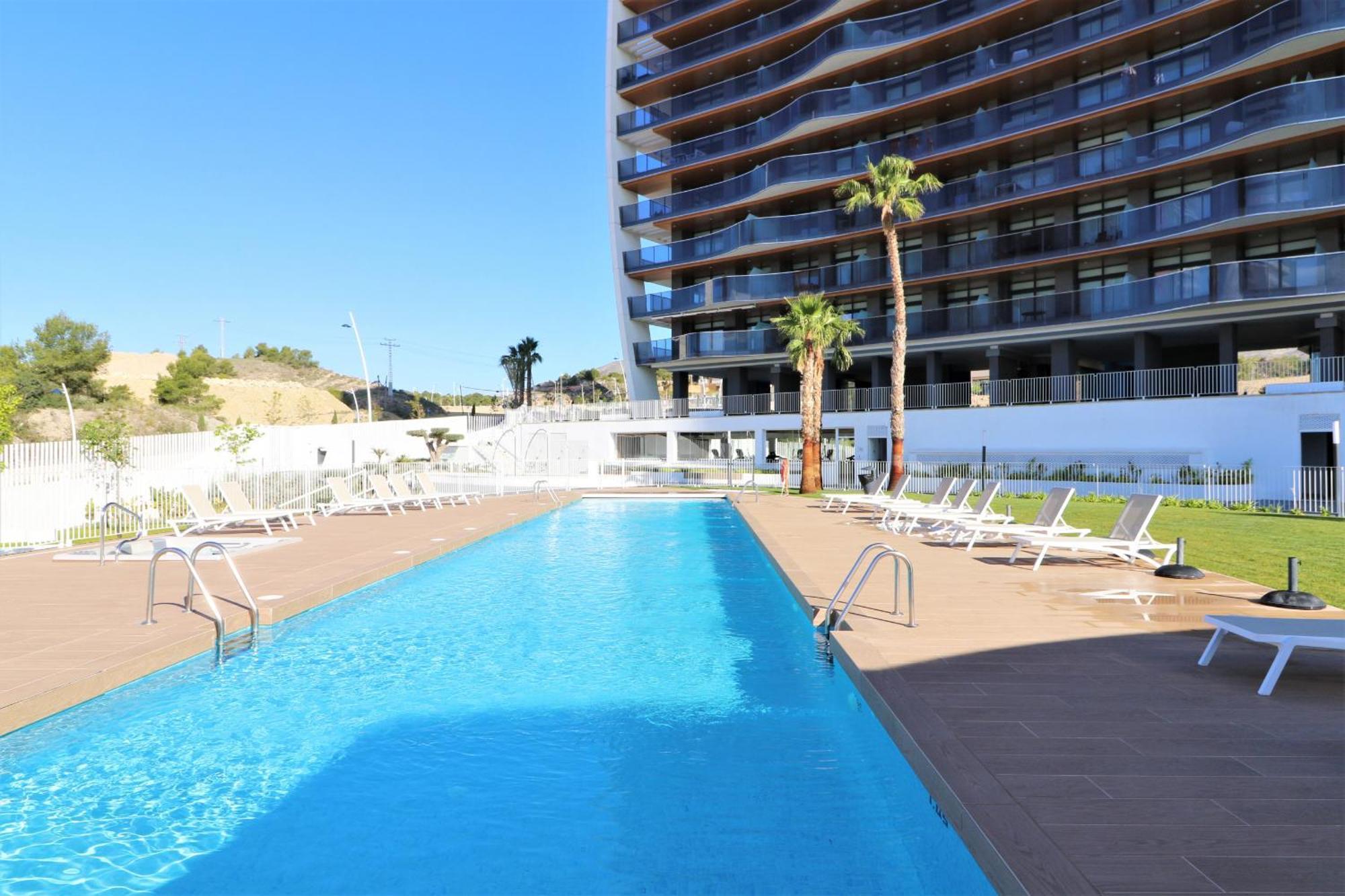 Sunset Waves Siesta Apartment Benidorm Bagian luar foto